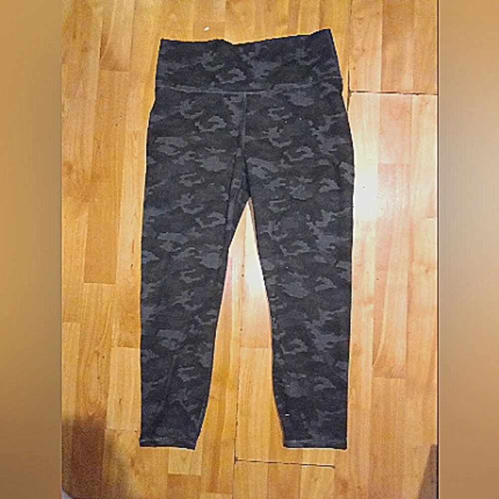Fabletics Camo Leggings